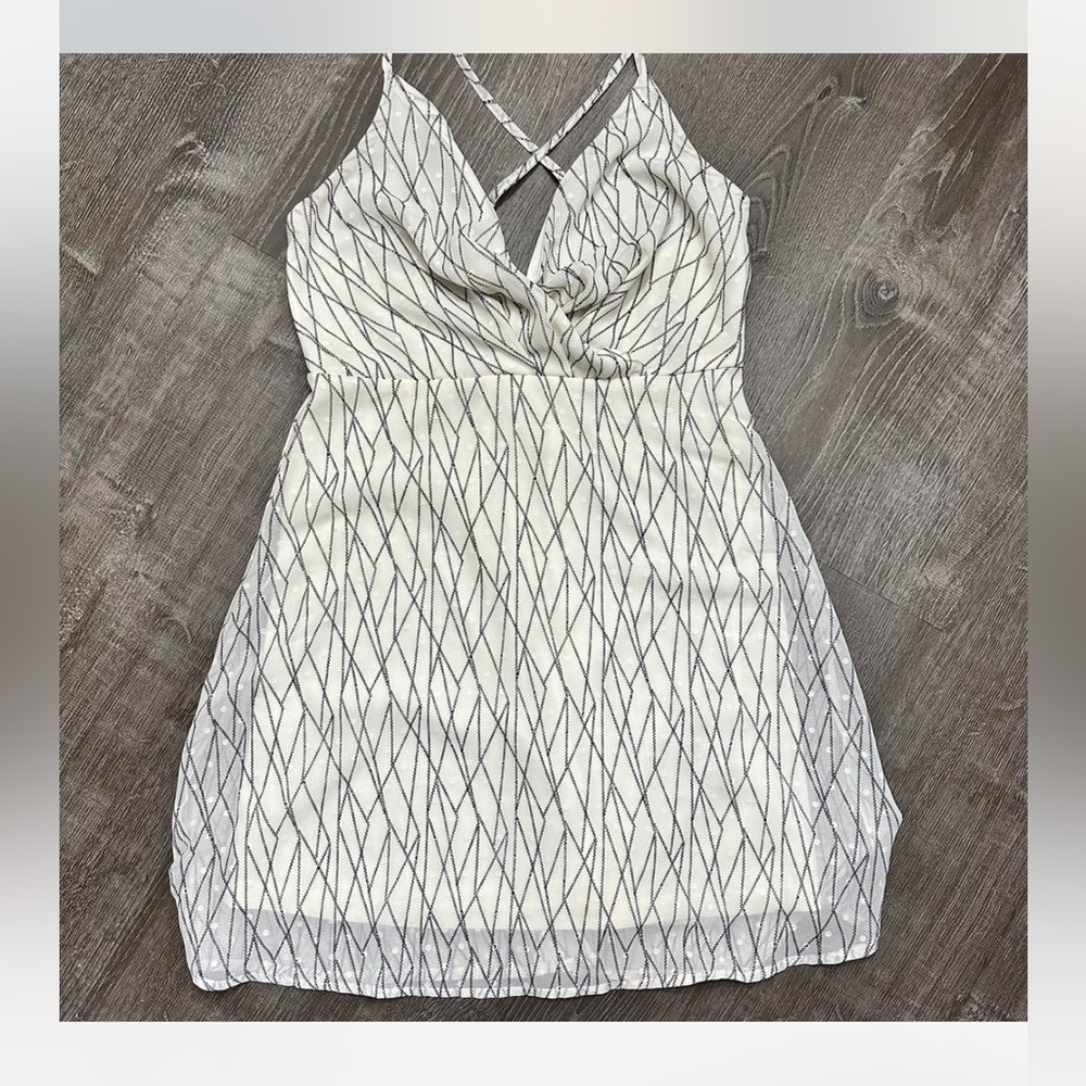 She + Sky White Dress With Line Deigns